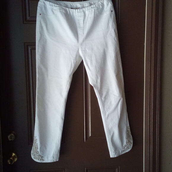 Capri - Picture 1 of 3